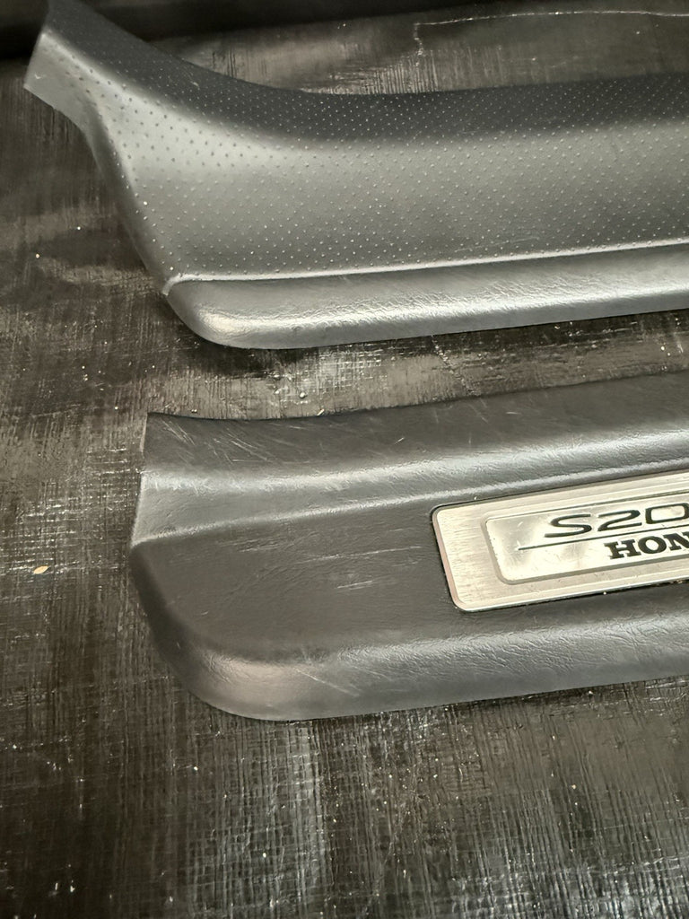 2001 HONDA S2000 AP1 OEM INTERIOR SIDE SILL PANELS PAIR DR PS
