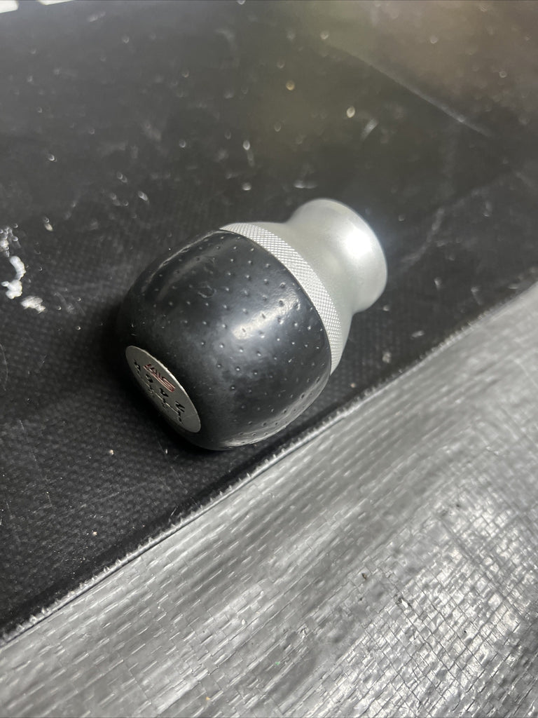 04-2020 SUBARU IMPREZA WRX STI 6-SPEED SHIFT KNOB OEM OE GENUINE