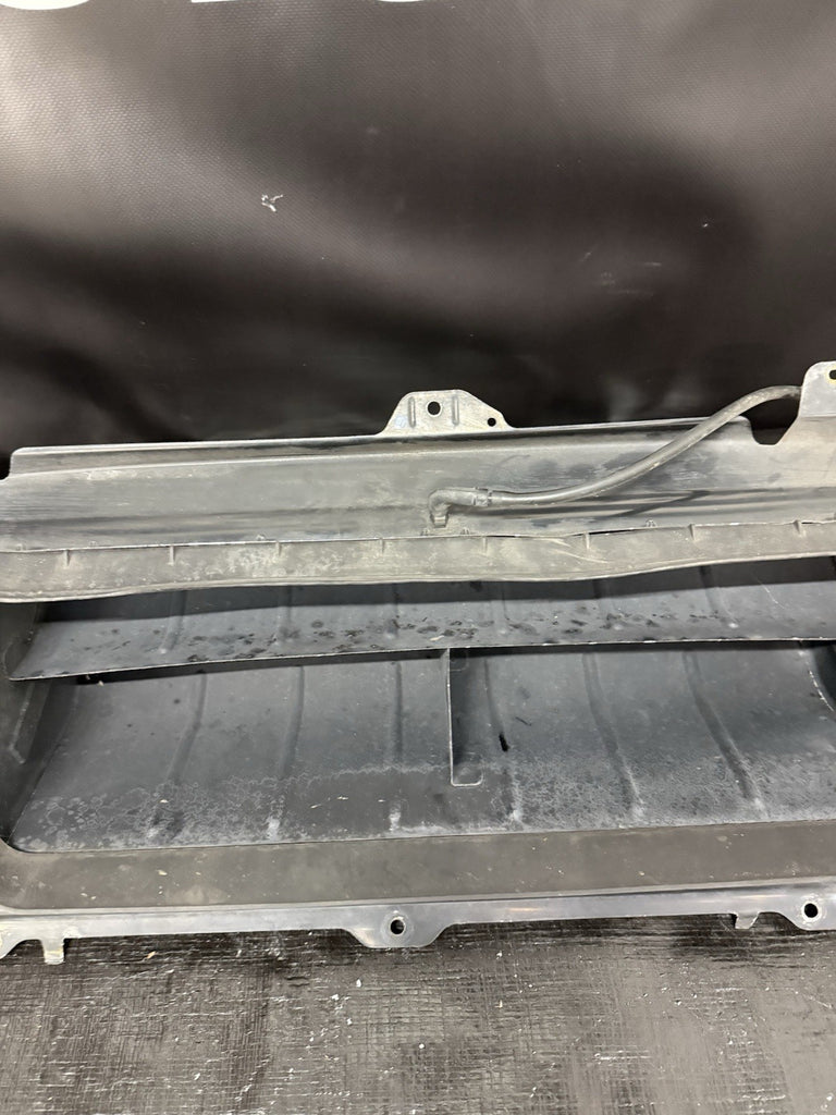 2004-2005 Subaru WRX STI Top Mount Intercooler Splitter OEM #500989