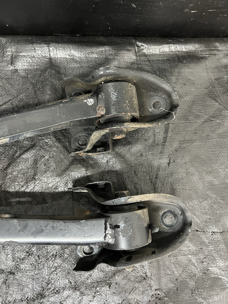 2004-2007 SUBARU WRX STI REAR TRAILING CONTROL ARMS PAIR LH & RH OEM #518682