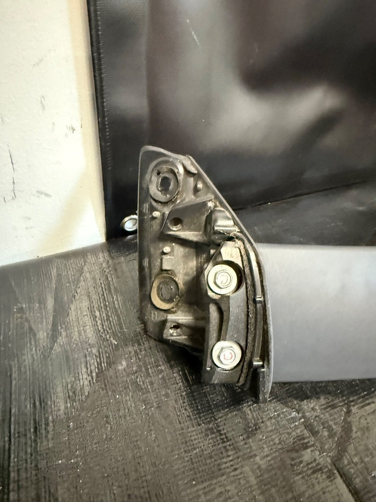 2006 SUBARU WRX STI EJ257 2.5L OEM REAR ROOF VANE SPOILER WING ASSY WRB #525182