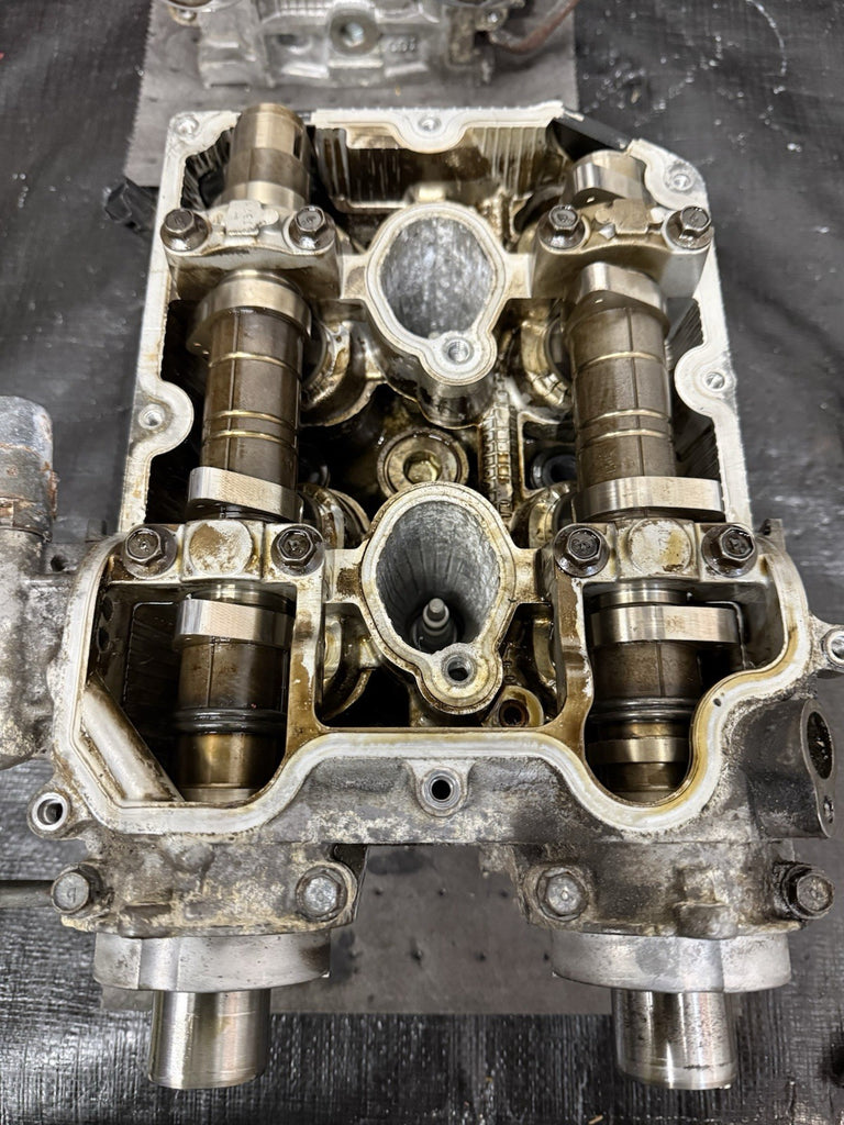 2004-2006 Subaru WRX B25 Engine Cylinder Heads Left LH & Right RH OEM #524656
