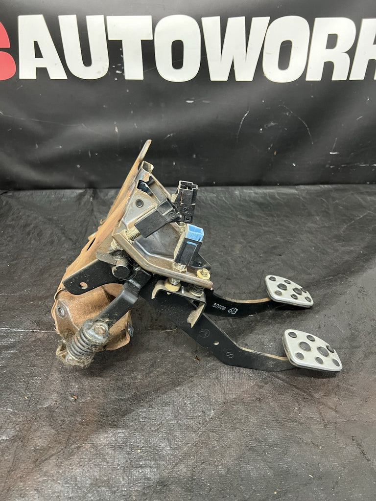 2004-2007 Subaru WRX STI Brake & Clutch Pedal Assembly #518682