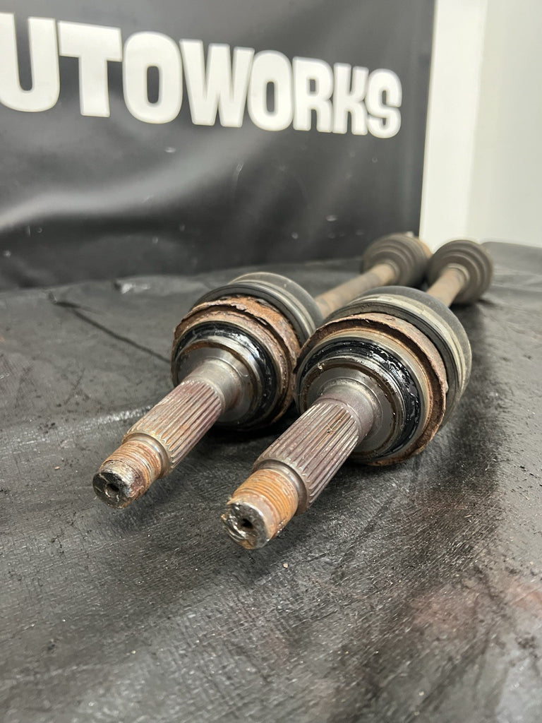 2005-2007 SUBARU WRX STI Rear CV Axles OEM LH & RH Drive Shaft R180 #524656
