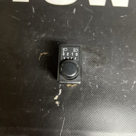 2004-2005 Subaru Impreza WRX STI Headlight Level Switch Adjustment Knob 04-05