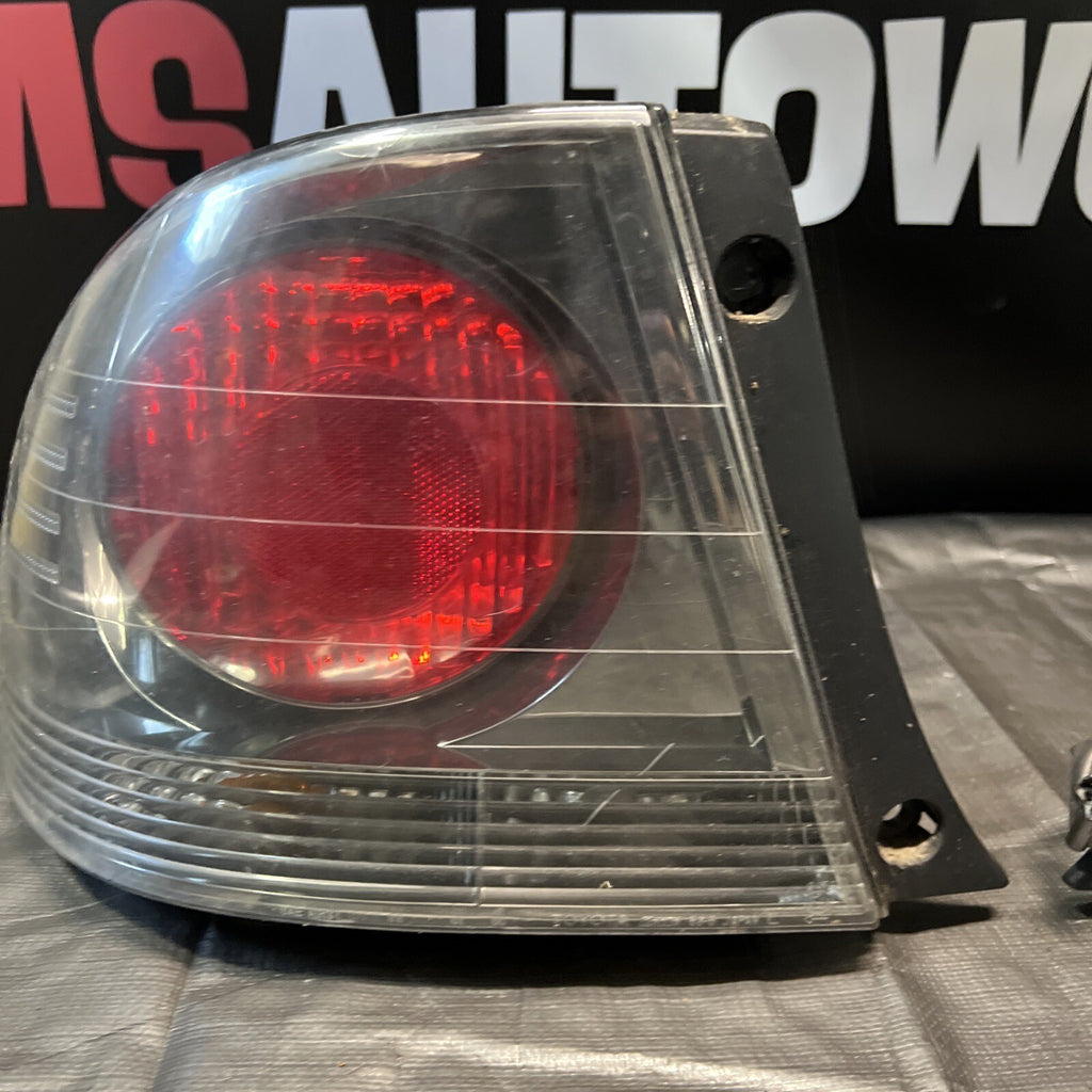 2002-2005 Lexus IS300 OEM Taillights