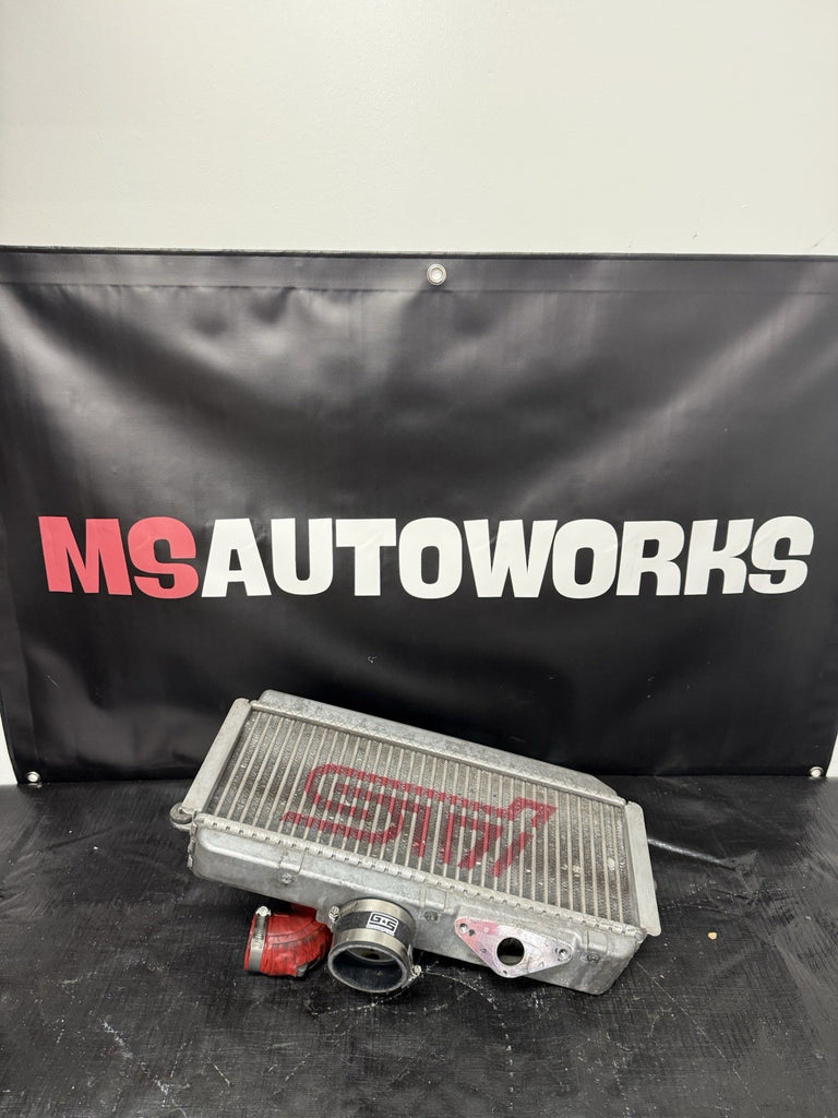 2004-2007 SUBARU WRX STI GD7 EJ257 OEM TMIC TOP MOUNT INTERCOOLER #525182