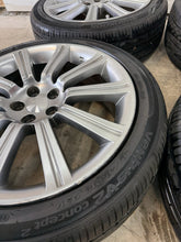 Load image into Gallery viewer, JDM Subaru Forester SG9 STi 5x100 Aluminum Wheels With Hankook Tires