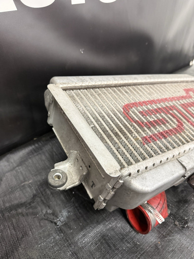 2004-2007 SUBARU WRX STI GD7 EJ257 OEM TMIC TOP MOUNT INTERCOOLER #525182