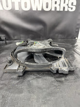 Load image into Gallery viewer, 2004-2007 SUBARU WRX STI RADIATOR COOLING FANS ASSEMBLY SET LH/RH OEM #525182