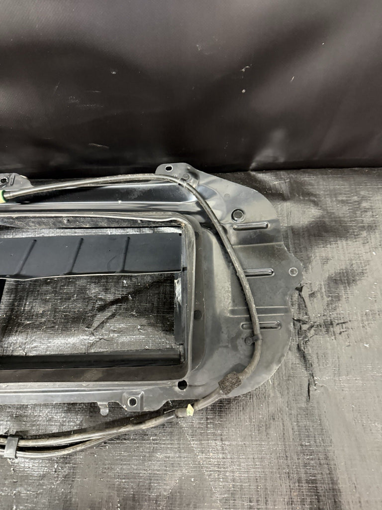 2006-2007 Subaru WRX STi Intercooler Spray Hood Scoop Splitter OEM #525182