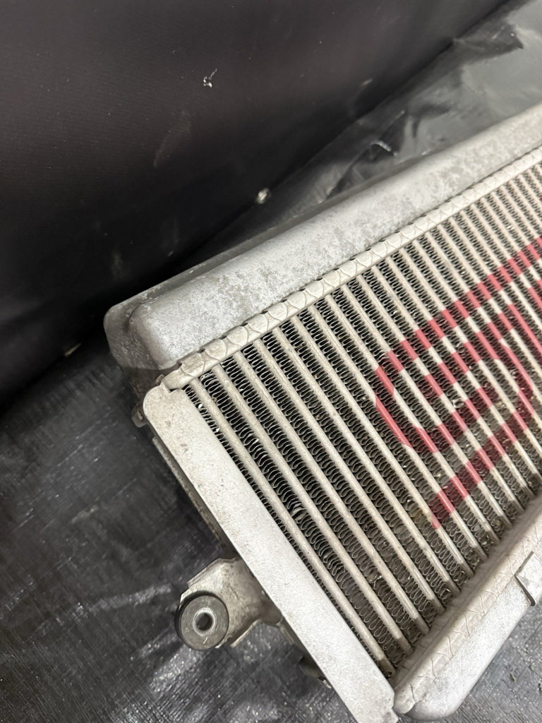 2004-2007 SUBARU WRX STI GD7 EJ257 OEM TMIC TOP MOUNT INTERCOOLER #525182