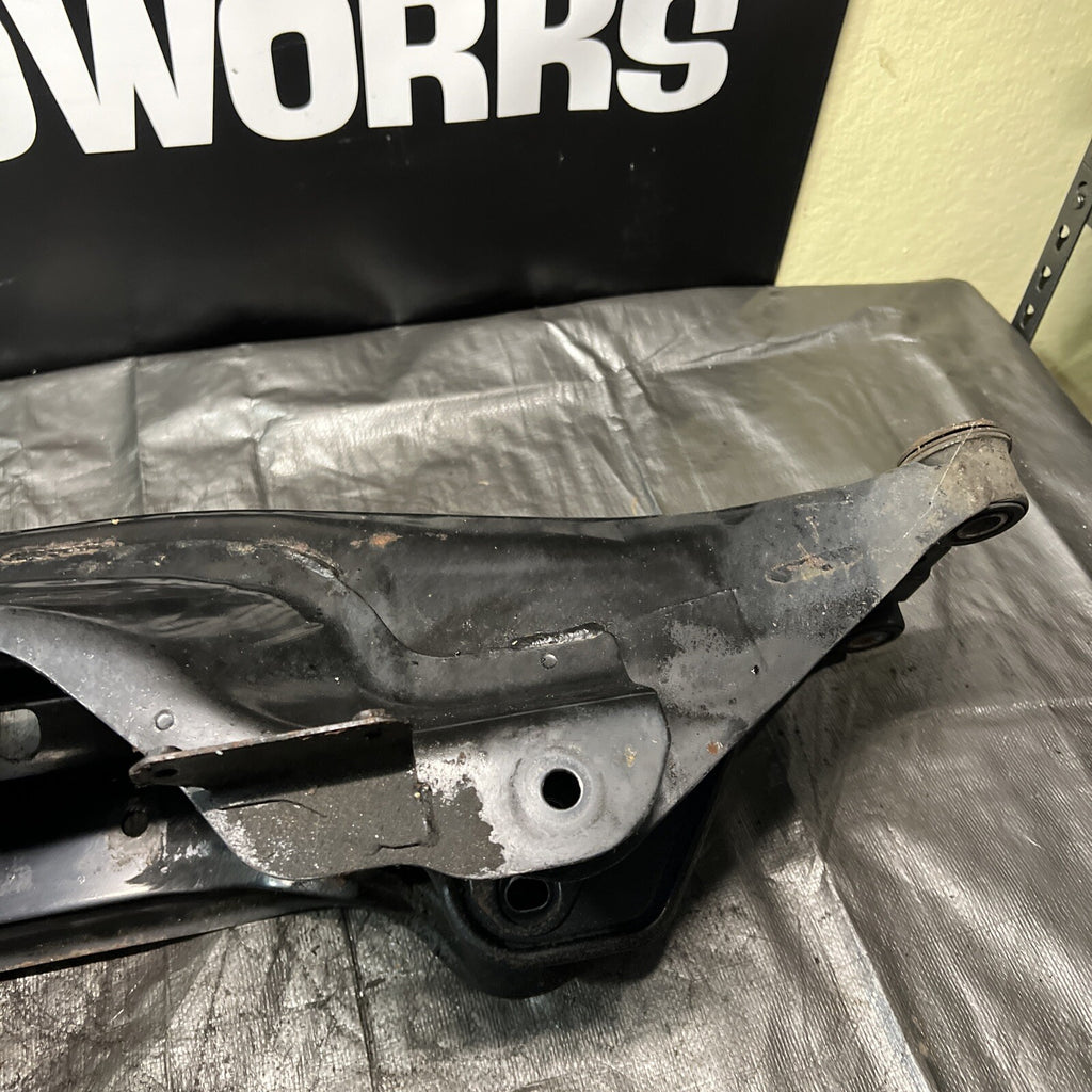 02-07 SUBARU IMPREZA WRX/STi REAR CROSSMEMBER SUBFRAME #519516