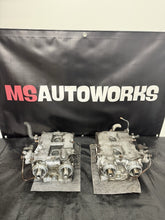 Load image into Gallery viewer, 2004-2006 Subaru WRX B25 Engine Cylinder Heads Left LH &amp; Right RH OEM #500989