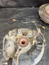 Load image into Gallery viewer, 2000-2003 Honda S2000 S2K AP1 OEM Rear Left &amp; Right Spindle Knuckle Bearing Hub