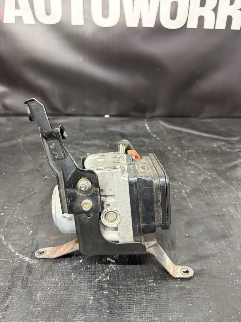 2000-2003 HONDA S2000 ANTI-LOCK BRAKING SYSTEM BRAKE ABS PUMP MODULE OEM AP1 OEM
