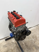 Load image into Gallery viewer, 2001 HONDA S2000 AP1 F20C 2.0L OEM ENGINE MOTOR LONGBLOCK ASSY 186K MILES