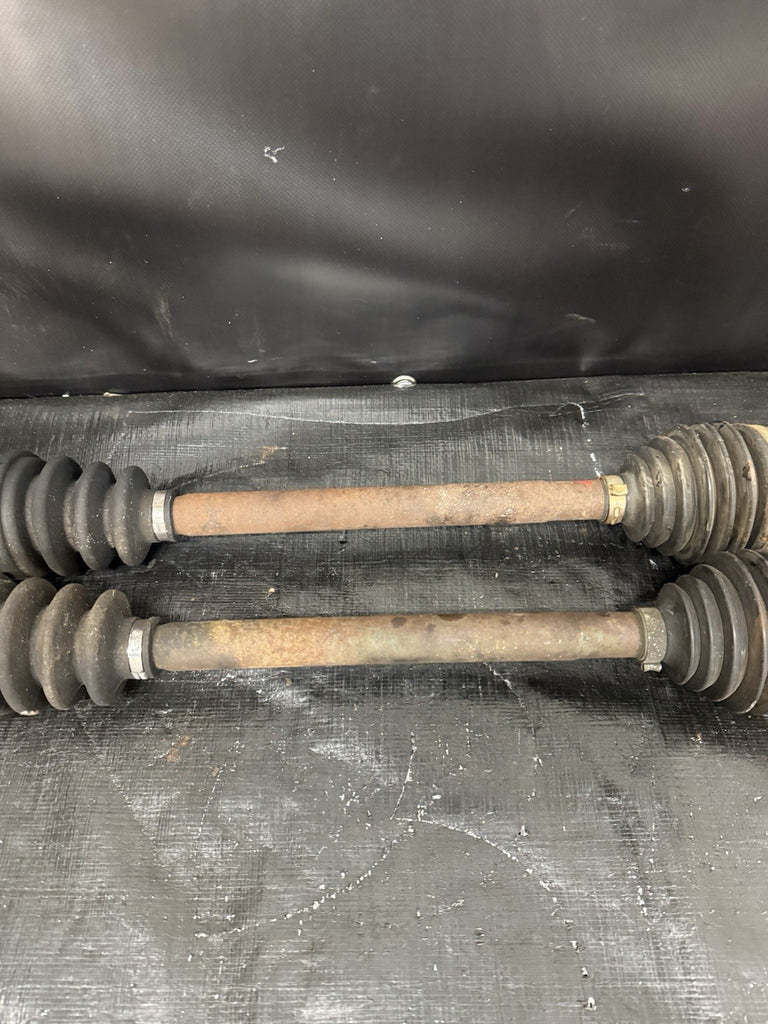 2005-2007 SUBARU WRX STI OEM 6SPD LH RH FRONT AXLE SHAFT PAIR #525182