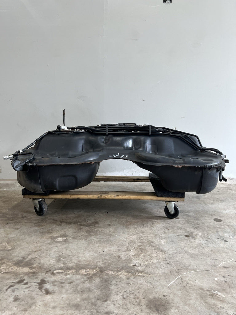 2002-2007 Subaru Impreza WRX STI Fuel Gas Tank Container Assembly OEM #511324