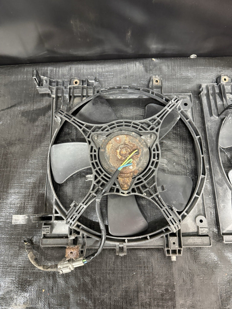 2004-2007 SUBARU WRX STI RADIATOR COOLING FANS ASSEMBLY SET LH/RH OEM #500989