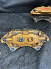 Load image into Gallery viewer, 2004-2007 Subaru WRX STI Front Caliper Set Brembo Brembos Calipers #212661