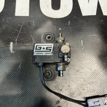 Load image into Gallery viewer, 2004-2007 Subaru WRX &amp; STi Grimmspeed Electronic Boost Controller EBCS #501207