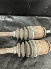 Load image into Gallery viewer, 2004 Subaru Impreza WRX STI Rear Axles Left/Right PAIR #518682