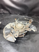 Load image into Gallery viewer, 2000-2003 Honda S2000 S2K AP1 OEM Front Left &amp; Right Spindle Knuckle Bearing Hub