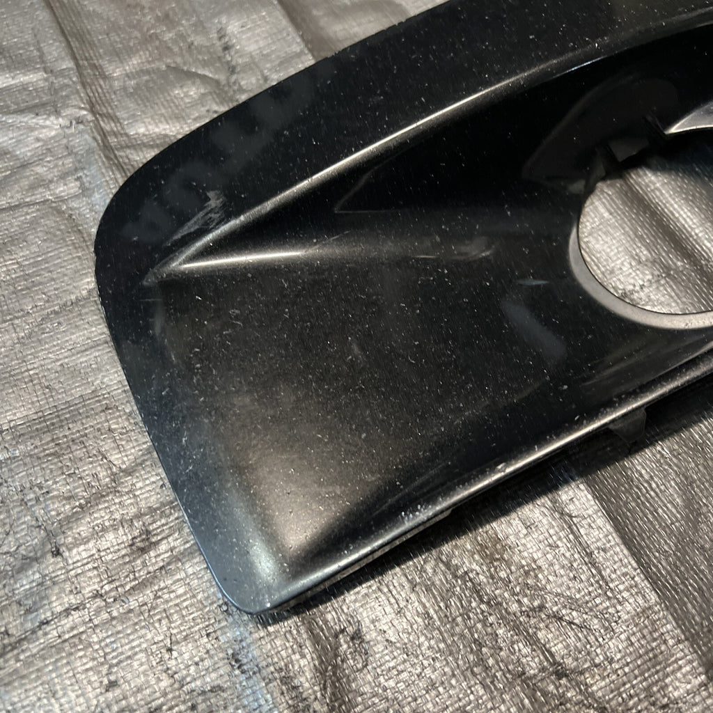 OEM 04-05 Subaru Impreza STi Fog Light Bezel Trim Pair Java Black USED #961
