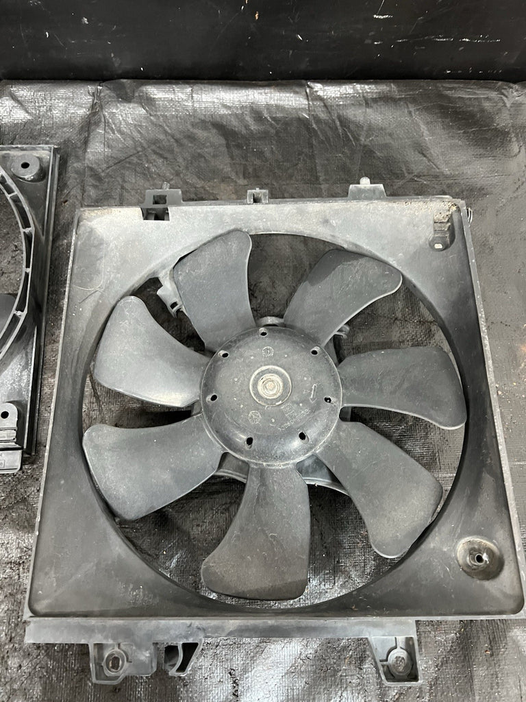 2004-2007 SUBARU WRX STI RADIATOR COOLING FANS ASSEMBLY SET LH/RH OEM #524656