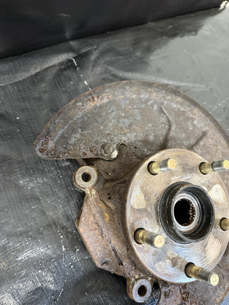 2005-2007 SUBARU WRX STI FRONT SPINDLES KNUCKLES HUBS PAIR 5x114.3 OEM #525182