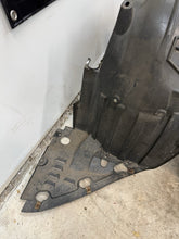 Load image into Gallery viewer, 2000-2003 Honda S2000 AP1 OEM Fender Inner Liner Splash Guard Pair Set