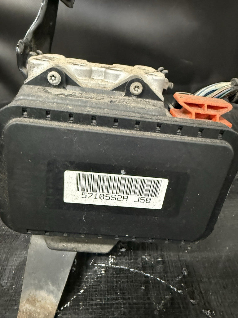 2000-2003 HONDA S2000 ANTI-LOCK BRAKING SYSTEM BRAKE ABS PUMP MODULE OEM AP1 OEM