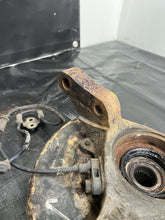 Load image into Gallery viewer, 2004 SUBARU WRX STI FRONT SPINDLES KNUCKLES HUBS PAIR 5x100 OEM #500989