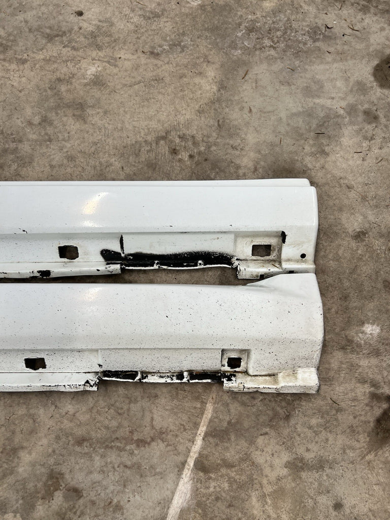2002-2007 Subaru WRX STI LH & RH Side Skirt Rocker Panel White OEM PAIR #522560