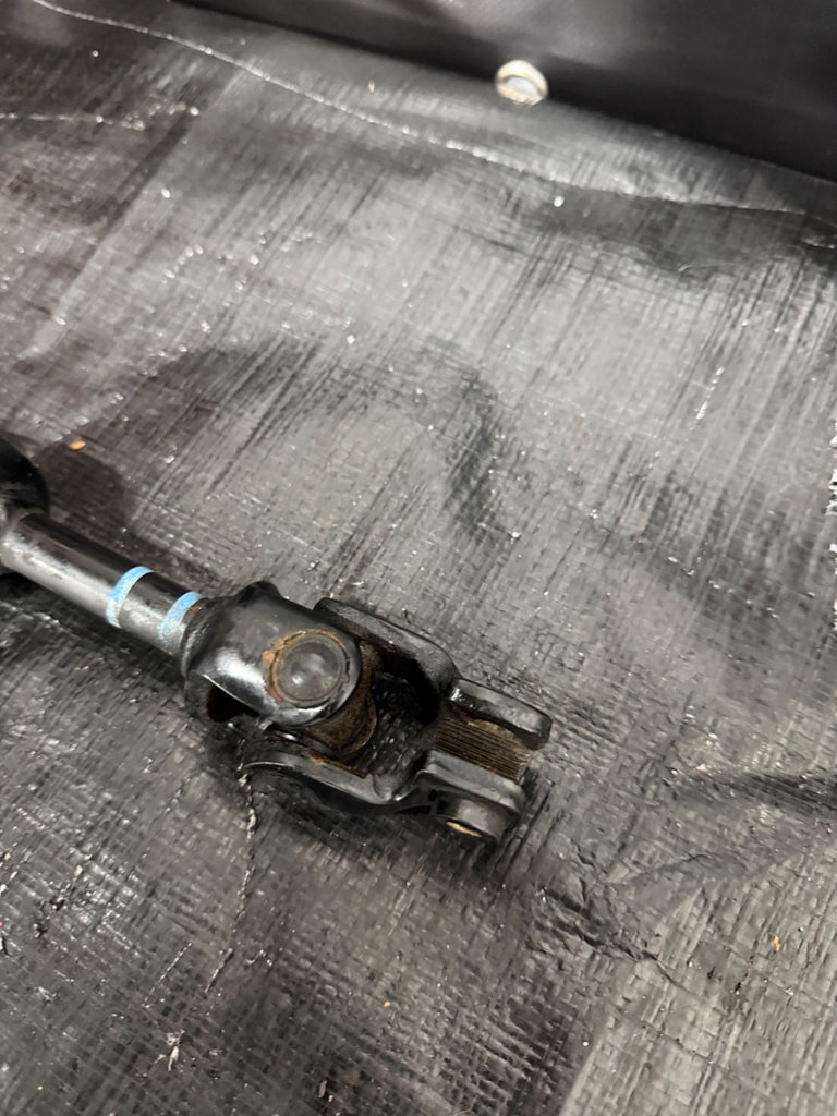 2004-2007 Subaru WRX STI Steering Knuckle U Joint Coupler #525182