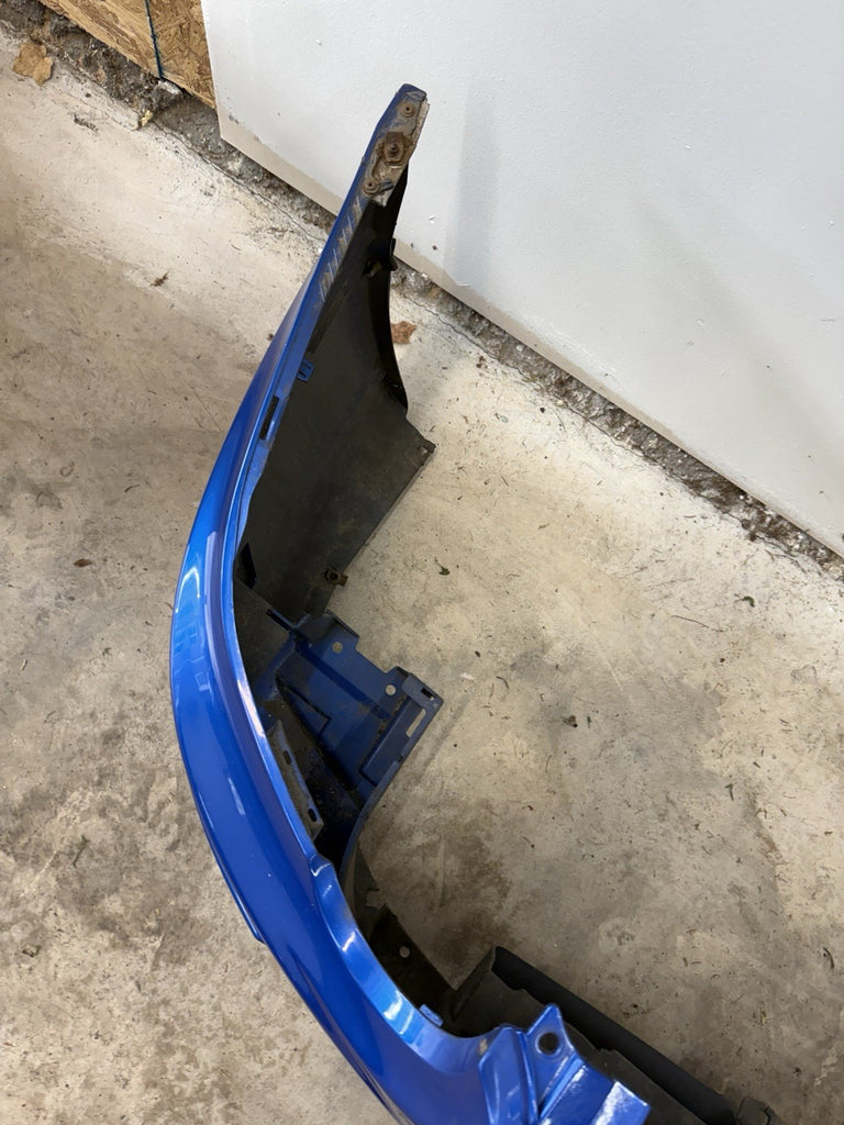 2004-2005 SUBARU WRX STI OEM FRONT BUMPER ASSEMBLY WRB WORLD RALLY BLUE #500989