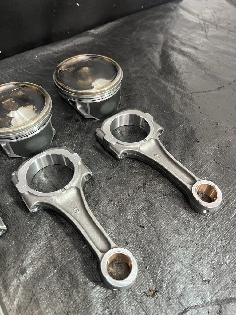 2018-2021 Subaru WRX STi Type RA Stock Pistons & Rods #212661