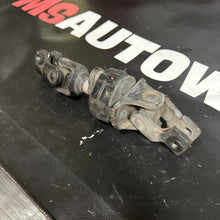 Load image into Gallery viewer, 02-07 SUBABRU IMPREZA WRX Wagon STEERING COLUMN LOWER U JOINT COUPLING LINK