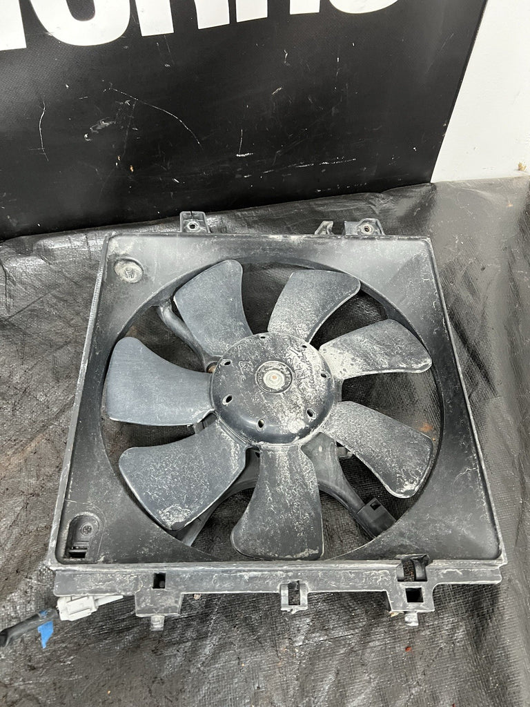 2004-2007 SUBARU WRX STI RADIATOR COOLING FANS ASSEMBLY SET LH/RH OEM #518682
