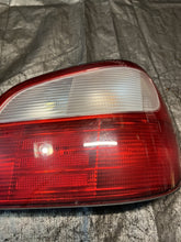 Load image into Gallery viewer, 2002-2003 Subaru WRX OEM Taillights LH &amp; RH #506192