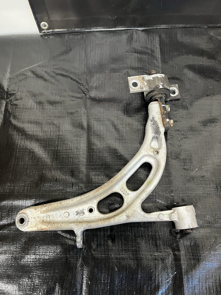 04-07 SUBARU WRX STI OEM FRONT LOWER ALUMINUM CONTROL ARMS PAIR #500989
