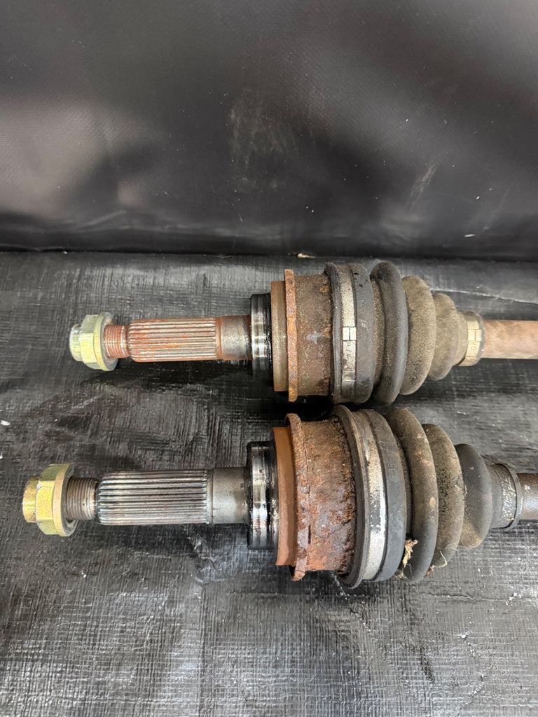 2005-2007 SUBARU WRX STI Rear CV Axles OEM LH & RH Drive Shaft R180 #525182