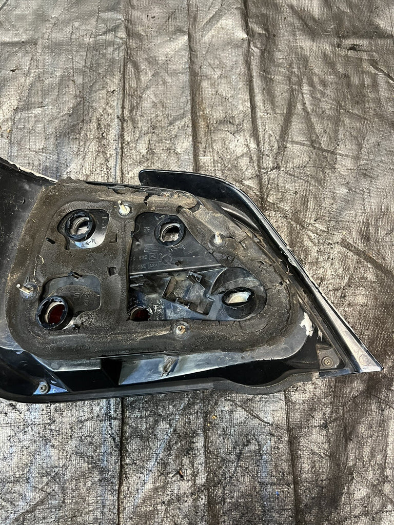 2004-2007 Subaru WRX STI Tail Light Assembly Right Passenger RH OEM #521289