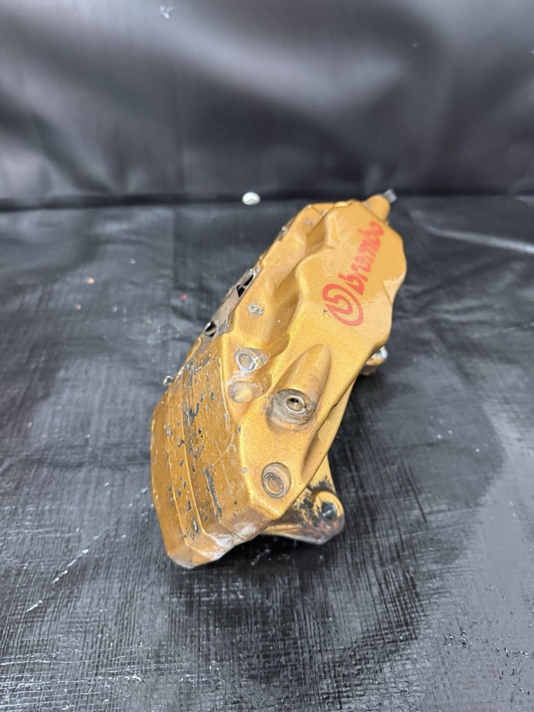 2004-2007 Subaru WRX STI Front RH Brembo Brake Caliper Passenger OEM #525182