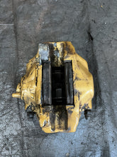 Load image into Gallery viewer, 04-07 SUBARU STI REAR BREMBO BRAKE CALIPERS PAIR LEFT/RIGHT #518682