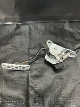 Load image into Gallery viewer, 2004-2006 SUBARU WRX STI ACCELERATOR GAS PEDAL ASSEMBLY OEM 36010FE020 #500989