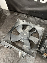 Load image into Gallery viewer, 2004-2007 SUBARU WRX STI RADIATOR COOLING FANS ASSEMBLY SET LH/RH OEM #518682
