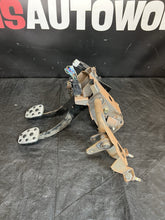 Load image into Gallery viewer, 2004-2007 Subaru WRX STI Brake &amp; Clutch Pedal Assembly #524656