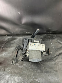 2005-2007 Subaru WRX STi ABS Pump Module With Bracket OEM 27534FE271 #525182